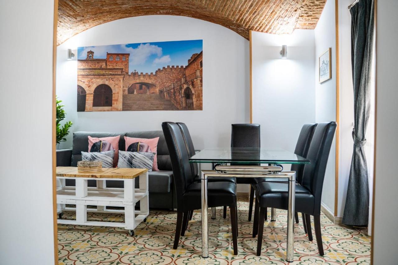 Art&SUITE Apartment Cáceres Eksteriør billede