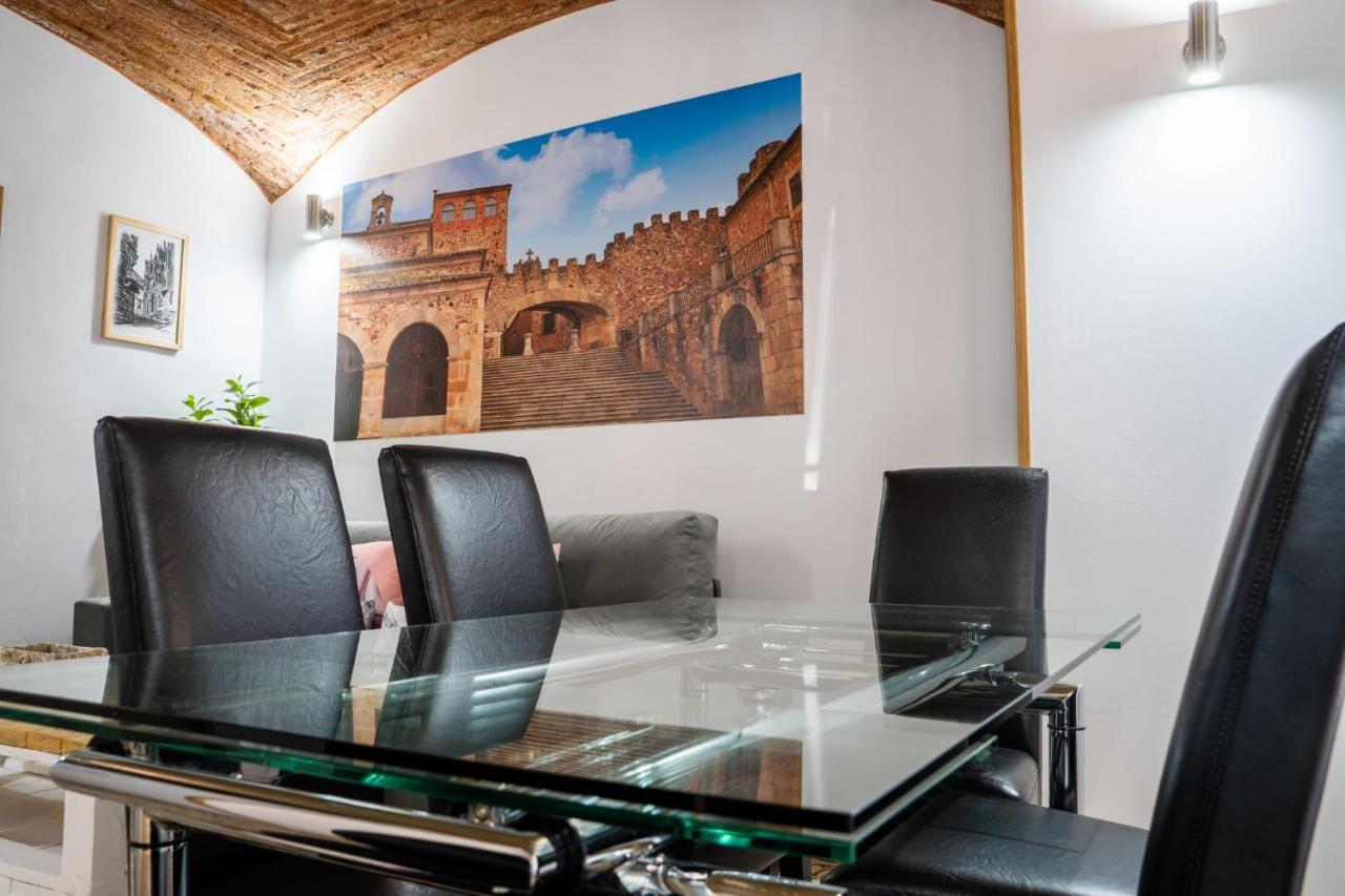 Art&SUITE Apartment Cáceres Eksteriør billede